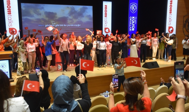 Türkiye'nin dört bir yanından aileler Momtalks'ta buluştu