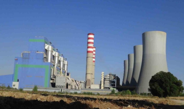 Türkiye&#039;nin en büyük termik santralinde enerji üretimi durdu