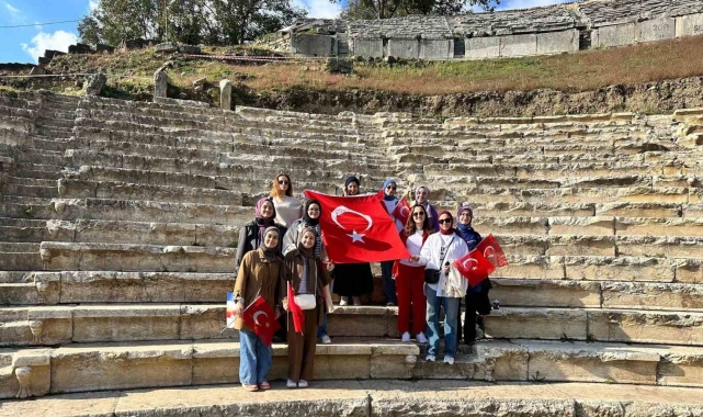Üniversitelilerden Cumhuriyet yürüyüşü