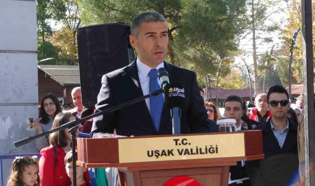 Uşak'ta Türkiye Cumhuriyetinin 101. yaşı coşkuyla kutlandı