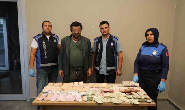 Üzerinden 12 bin 980 TL çıkan dilencinin 9 Bin TL devlet yardımı aldığı ortaya çıktı