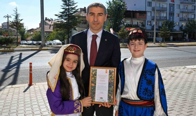 Vali Aktaş, Banaz ilçesinde ziyaretler gerçekleştirdi
