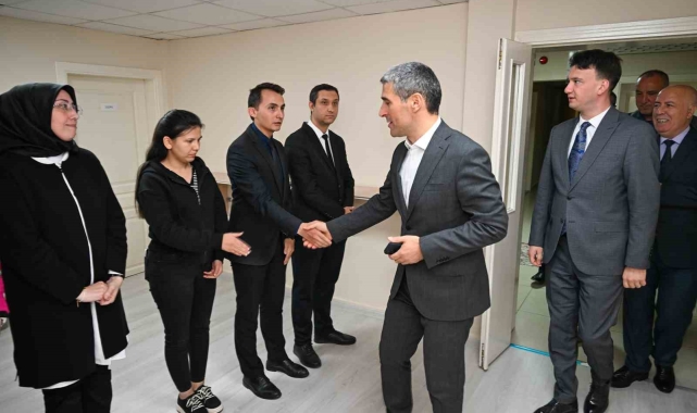 Vali Aktaş, kurum Brifinglerine devam ediyor