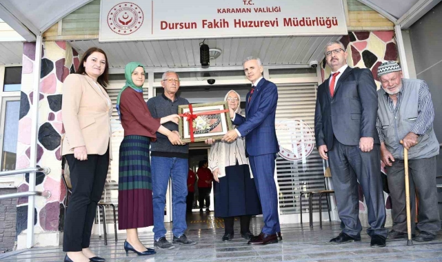 Vali Çiçekli: &quot;Onlar bizim başımızın tacıdır&quot;