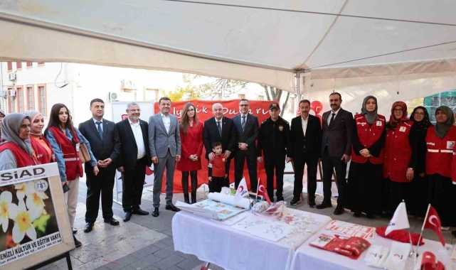 Vali Coşkun ve Başkan Çavuşoğlu kan bağışının önemine dikkat çekti