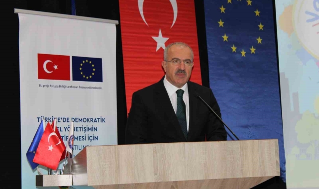 VolunFest'le gençler ÇOMÜ'de buluştu