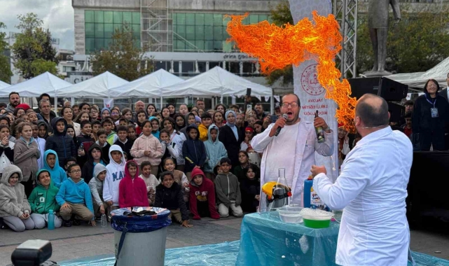 Yalova'da Bilim Şenliği heyecanı yaşandı