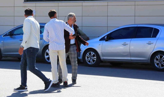 Yıldırım çarpması sonucu ölen 17 yaşındaki Selahattin'in cenazesi babası tarafından alındı