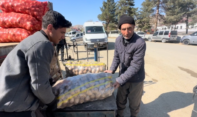 Yüksekova'da patates satışları başladı
