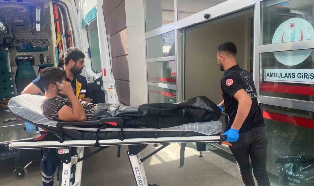 Yüksekten düşen 2 işçi yaralandı