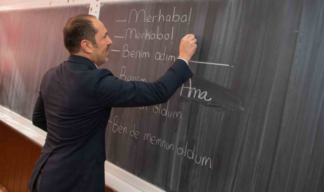 Yunus Emre Enstitüsü'nün "Tercihim Türkçe" projesi Romanya'da yeni dönemine başladı