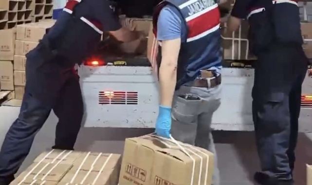 Yüzey temizleyici süsüyle sahte alkol sattılar