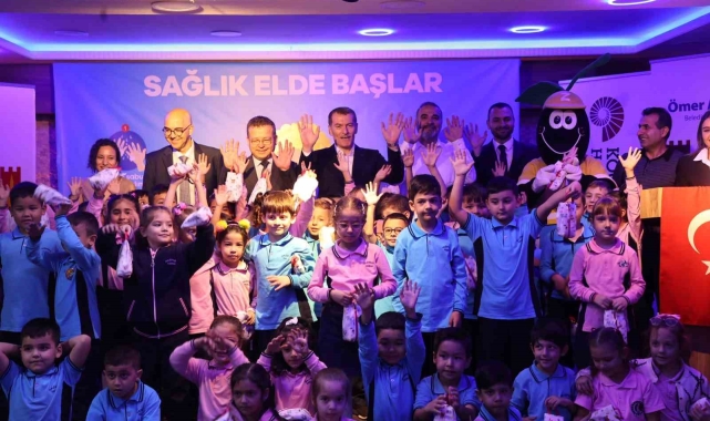 Zeytinburnu'nda her yıl 5 bin ilkokul öğrencisi doğru el yıkama alışkanlığı kazanacak