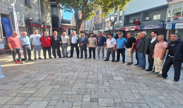 Zonguldak'ta başarılı sporcular madalyayla ödüllendirildi