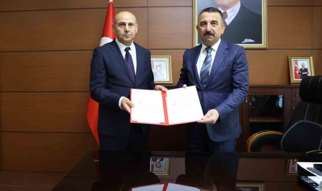 Zonguldak'ta "Temiz Çevre Sağlıklı Yaşam" ve "Madenciler Varsa Umut Vardır" projelerinin protokolleri imzalandı
