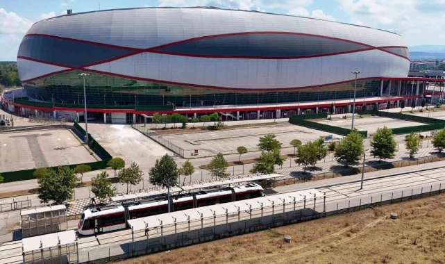 19 Mayıs Stadyumu'nun tadilatında sona geliniyor