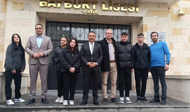 9 günlük ara tatil sonrası Bayburt'ta öğrenciler dersbaşı yaptı