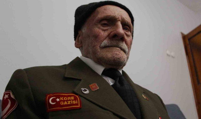 97 yaşındaki Kore Gazisi Pirağa Uzun, ilk kez Anıtkabir'i ziyaret etti, Cumhurbaşkanı ile görüştü