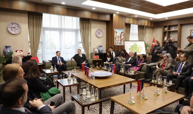 AB büyükelçileri Kütahya Valisi Musa Işın'ı ziyaret etti