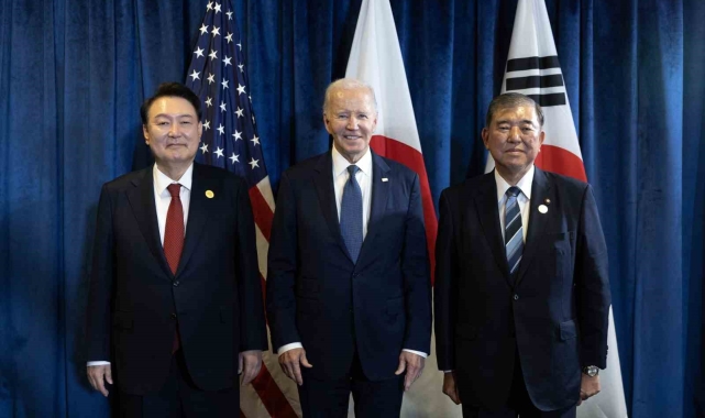 ABD, Japonya ve Güney Kore liderleri APEC Zirvesi'nde bir araya geldi