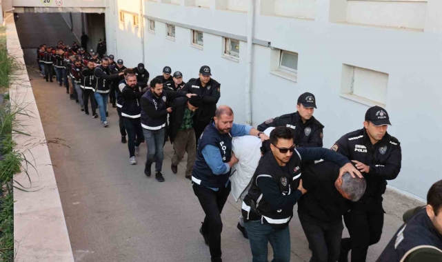 Adana'da "Baygara" organize suç örgütü üyesi 282 şüpheli adliyeye sevk edildi