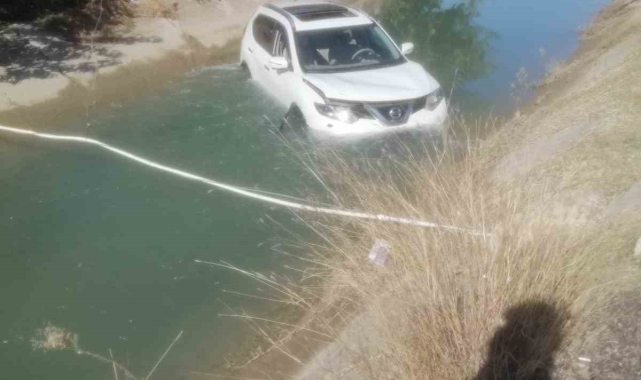 Adana'da cip sulama kanalına düştü