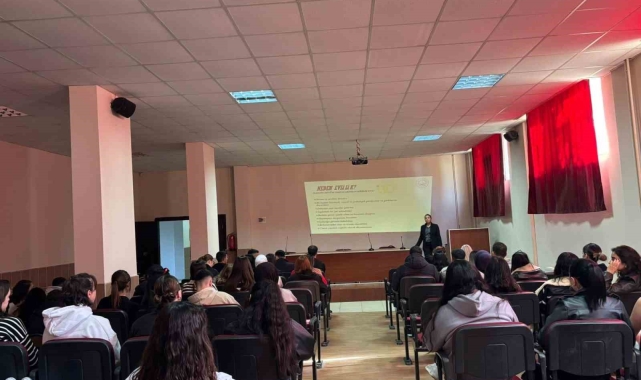 ADÜ'de ilginç seminer: Öğrenci ve akademisyenlere "Eş Seçimi ve Evlilik" konulu seminer verildi