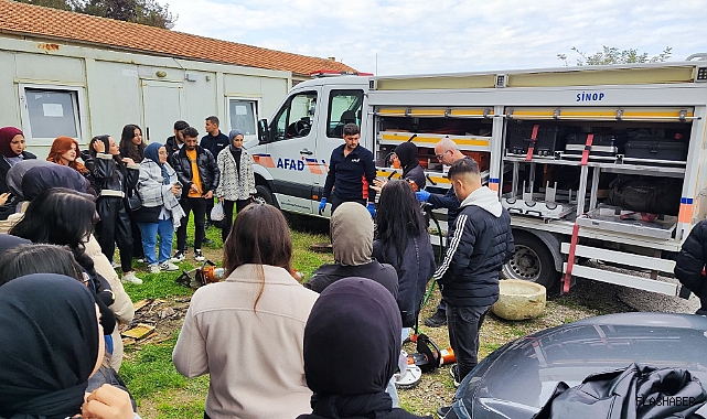AFAD'dan öğrencilere afet ve acil durum bilgilendirmesi