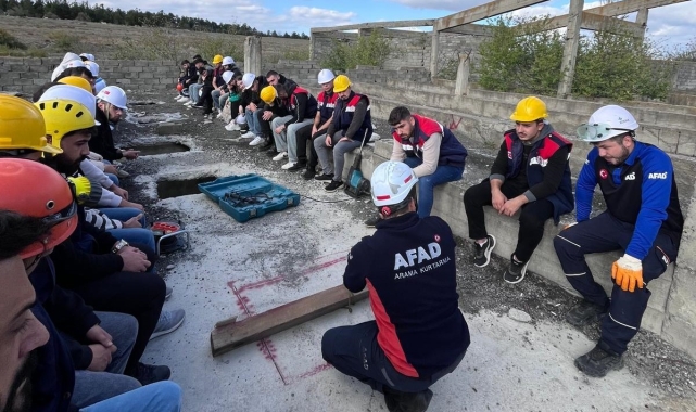 AFAD'dan Suluova MYO öğrencilerine eğitim