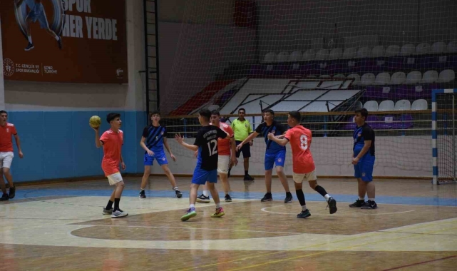 Afyonkarahisar'da bu sezon spor alanında 970 müsabaka düzenlenecek