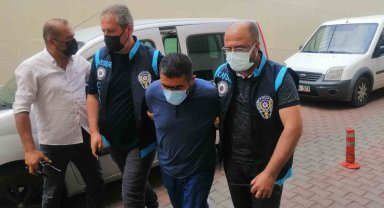 Ağabeyi ve yengesini öldüren sanık, kız kardeşini öldürdüğü iddiasıyla hakim karşısında