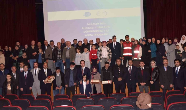 Ahlat'ta Ahıska Türkleri'nin sürgün edilişinin 80. yılı nedeniyle anma programı düzenlendi