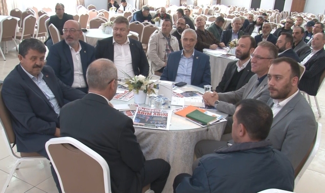 AK Parti Teşkilatları Kütahya il delegeleri 'Ortak Akıl Toplantısı'nda bir araya geldi