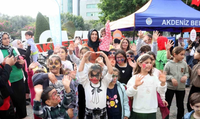 Akdeniz Belediyesinden 'Dünya Çocuk Hakları Günü Şenliği'