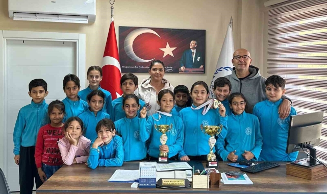 Akhisar'ın gururu oldular