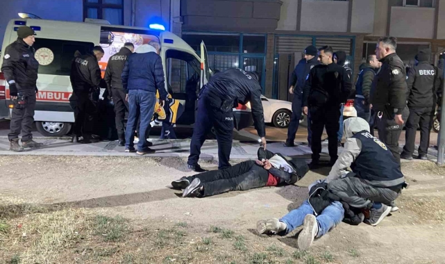 Aksaray'da 3 kişinin bıçaklandığı kavgada 4 şahıs tutuklandı