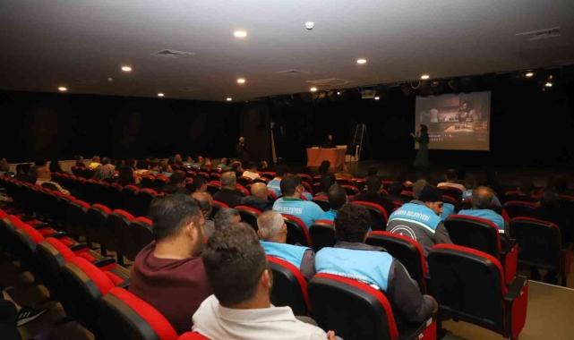 Alanya Belediyesi personeline iş sağlığı ve kadına şiddete yönelik seminer