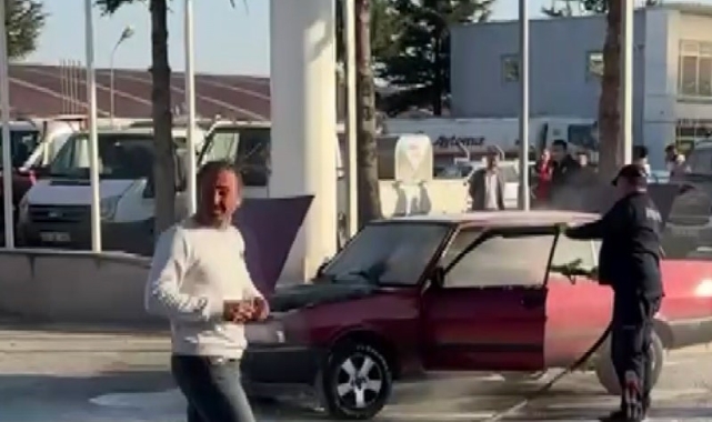 Alev alan Fiat Tofaş'ın sürücüsü son anda ölümden döndü