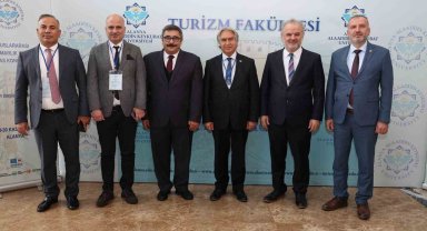 ALKÜ'de turizmde mimarlık ve kültürel miras kongresi