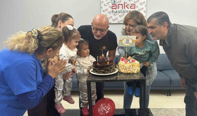 Anka'da üçüzlere doğum günü sürprizi
