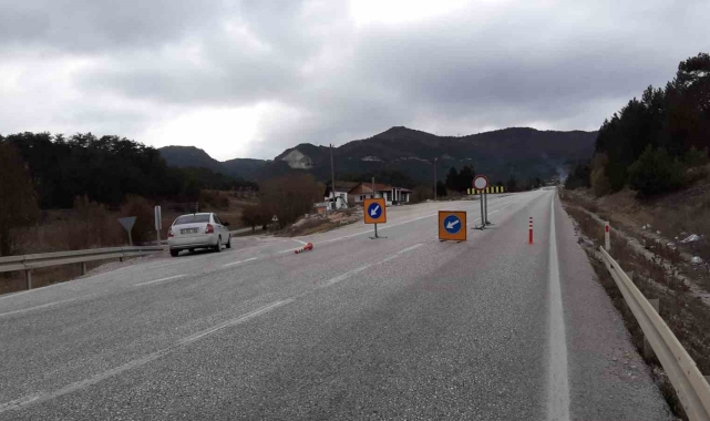 Ankara ile Sakarya'ya köprü olan yol trafiğe kapatıldı: 10 gün sürecek