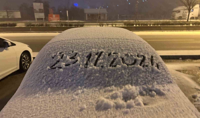 Ankara'nın kuzey ilçelerinde kar yağışı bağışladı