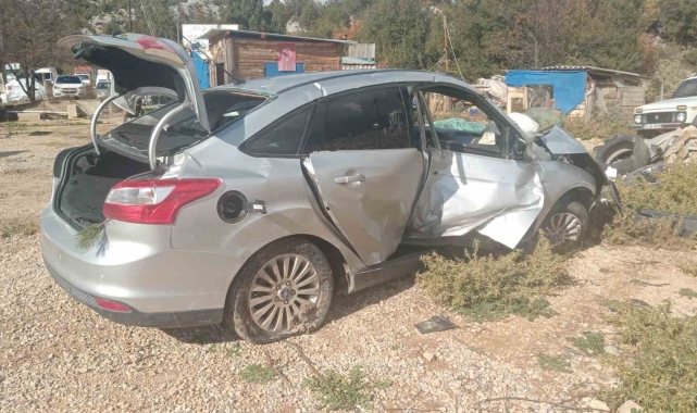 Antalya-Konya karayolunda trafik kazası: 1 ölü, 1 yaralı