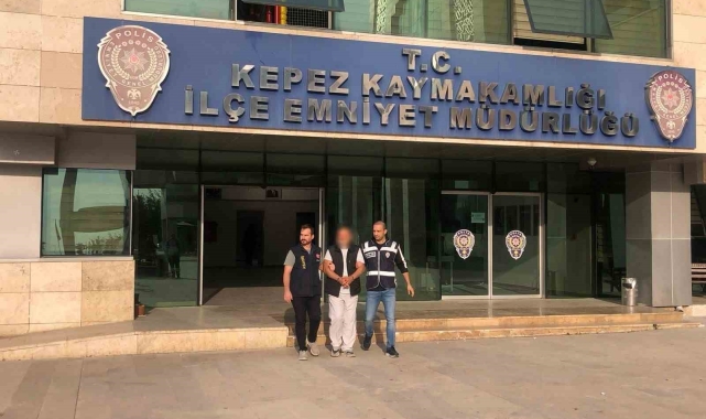 Antalya'da 23 yıl 9 ay 29 gün kesinleşmiş hapis cezasıyla aranan şahıs yakalandı
