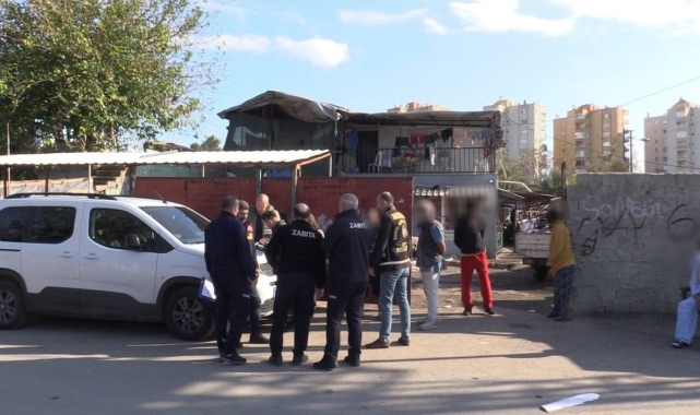 Antalya'da çalıntı eşyaları satan hurdacılara baskın