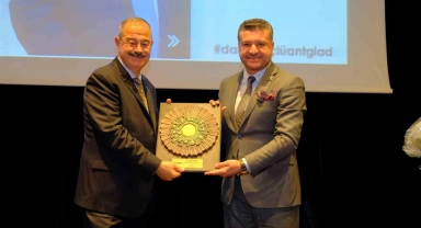 ANTGİAD toplantısında iş dünyasının geleceği konuşuldu