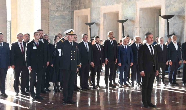 ANTİAD ailesi Ata'nın huzurunda