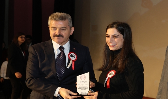 Artvin'de 24 Kasım Öğretmenler Günü törenlerle kutlandı