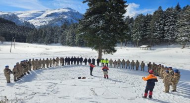 Artvin'de jandarma personeline çığ felaketlerinde arama kurtarma eğitimi verildi