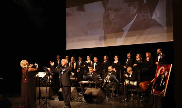 Atatürk Nilüfer'de sevdiği şarkılarla anıldı